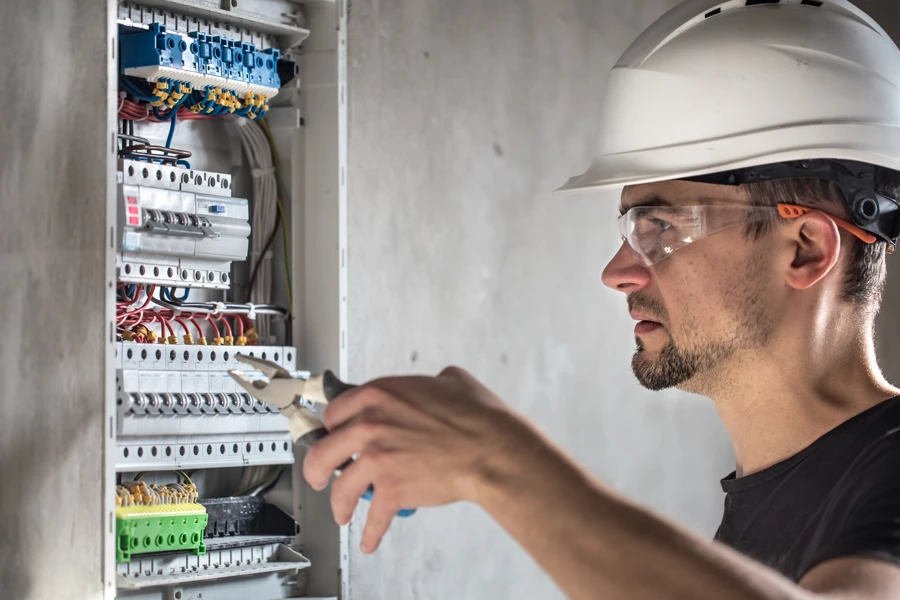 Panel Repair & Breaker Replacement
